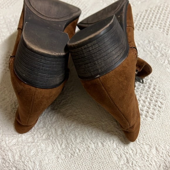 American Rag Booties (8) - Picture 6 of 6